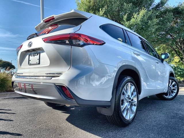 Used 2020 Toyota Highlander Limited AWD/4WD image 8