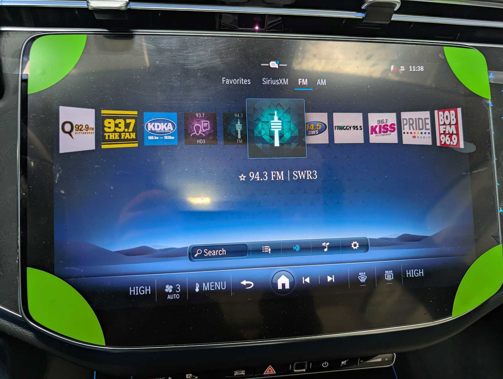 New 2026 Mercedes-Benz E 450 4MATIC Sedan image 25