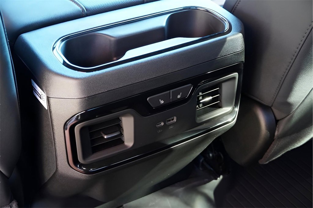 New 2026 GMC Sierra 2500 AT4 w/ AT4 Premium Plus Package image 18