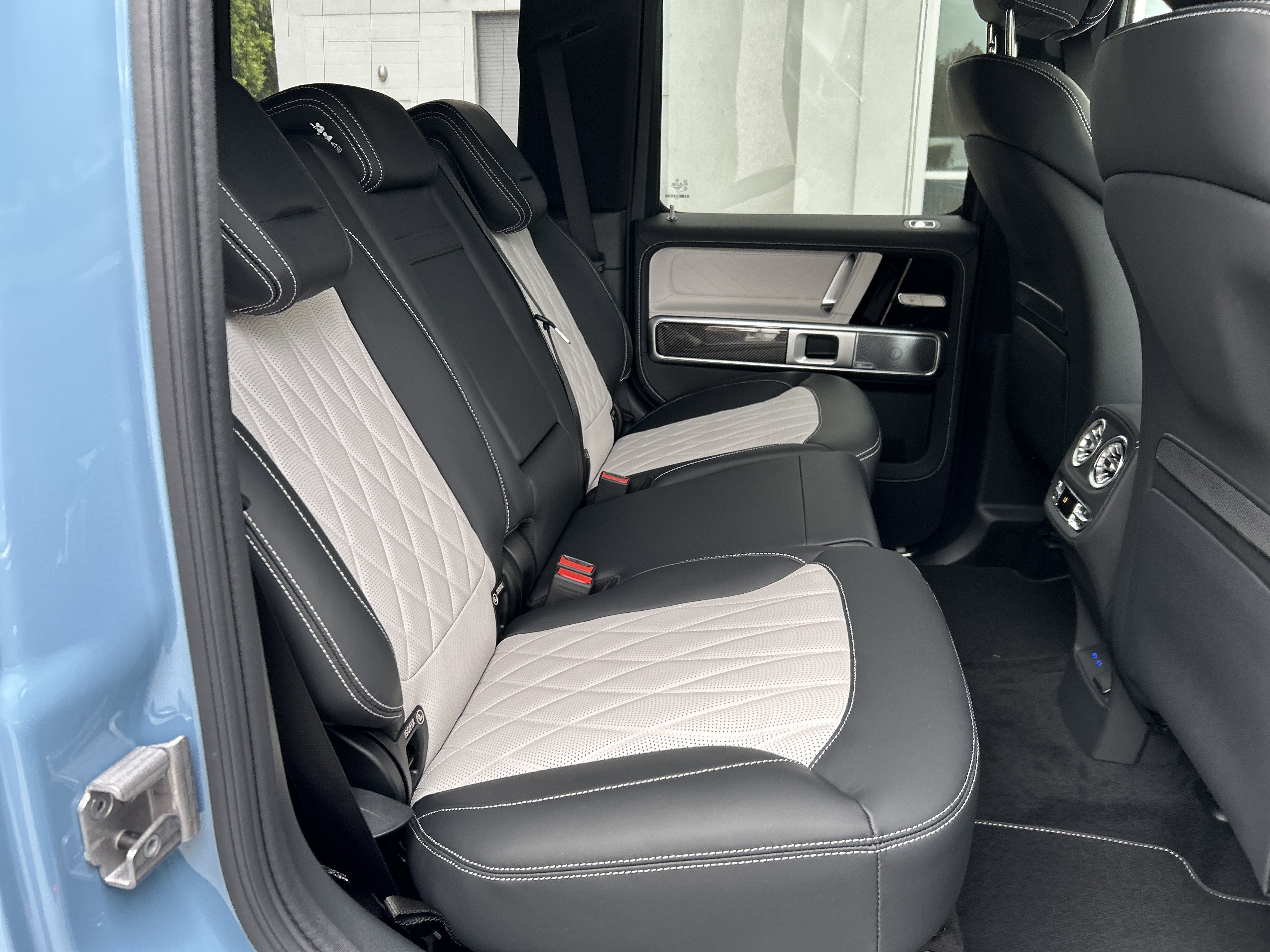 New 2026 Mercedes-Benz G 550 image 40