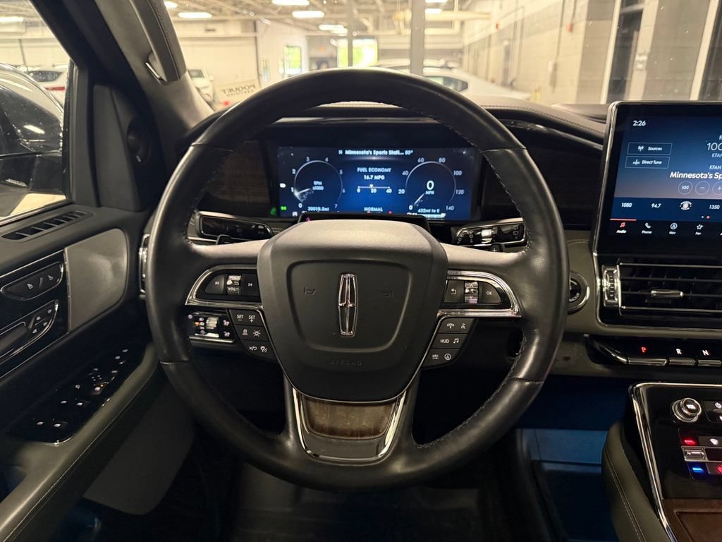 Used 2022 Lincoln Navigator L Black Label AWD/4WD image 12