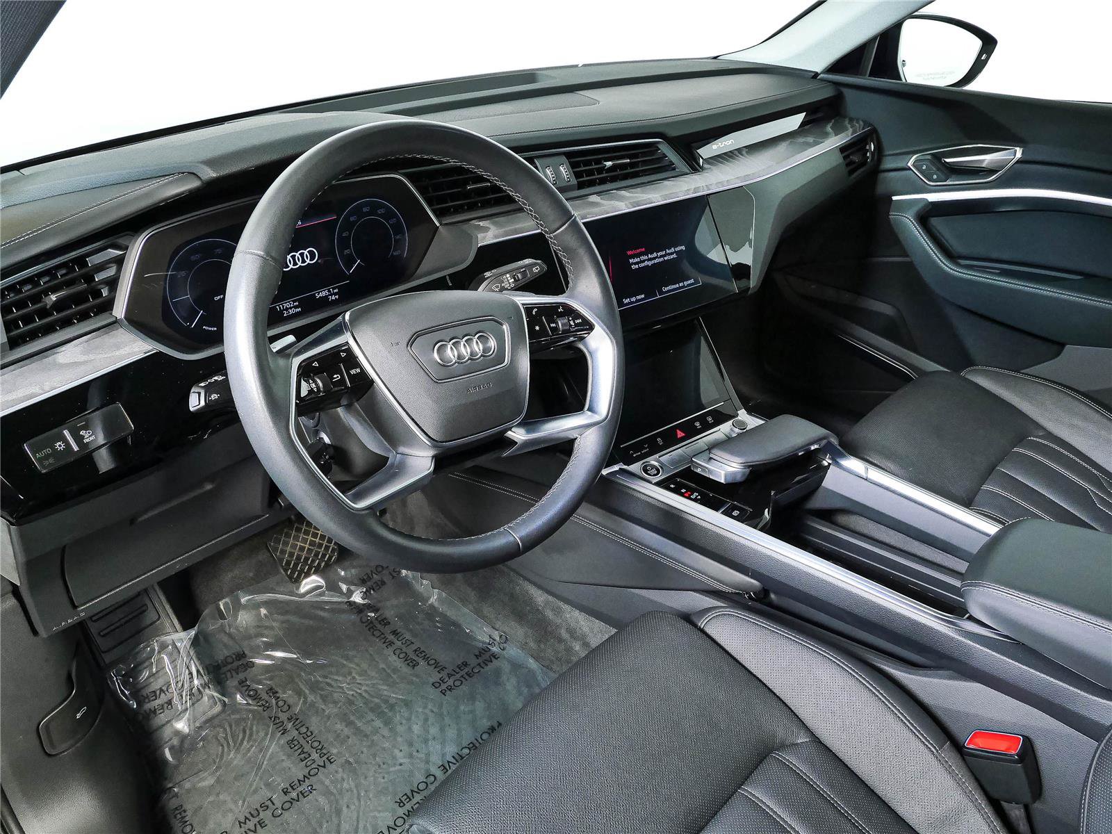 Used 2024 Audi Q8 e-tron Prestige w/ Prestige Package AWD/4WD image 4