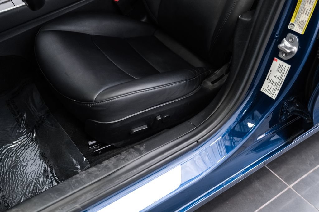 Used 2018 Tesla Model 3 Long Range AWD/4WD image 30