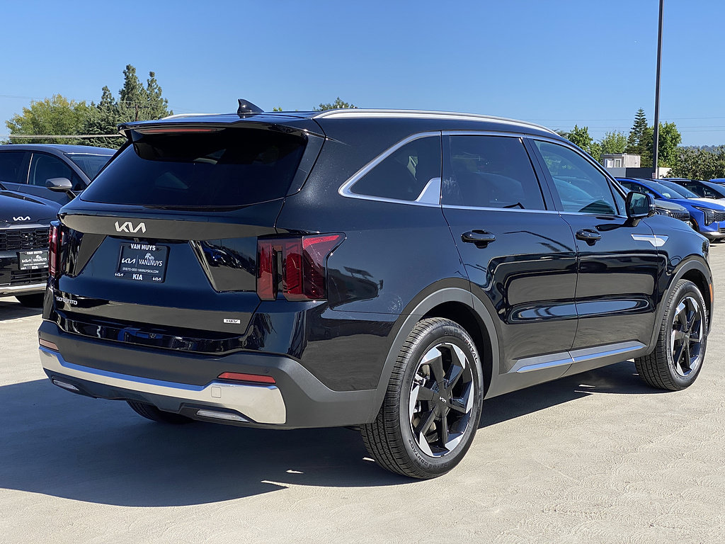 New 2026 Kia Sorento EX FWD image 3