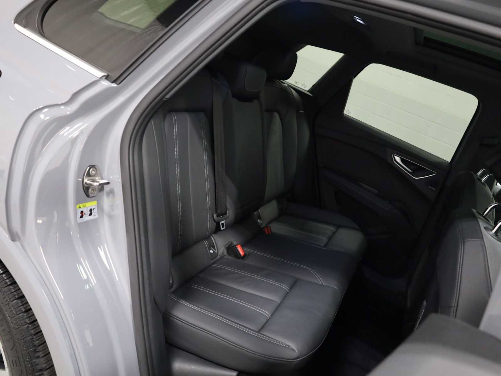 Used 2023 Audi Q4 e-tron Premium Plus w/ Premium Plus RWD image 35