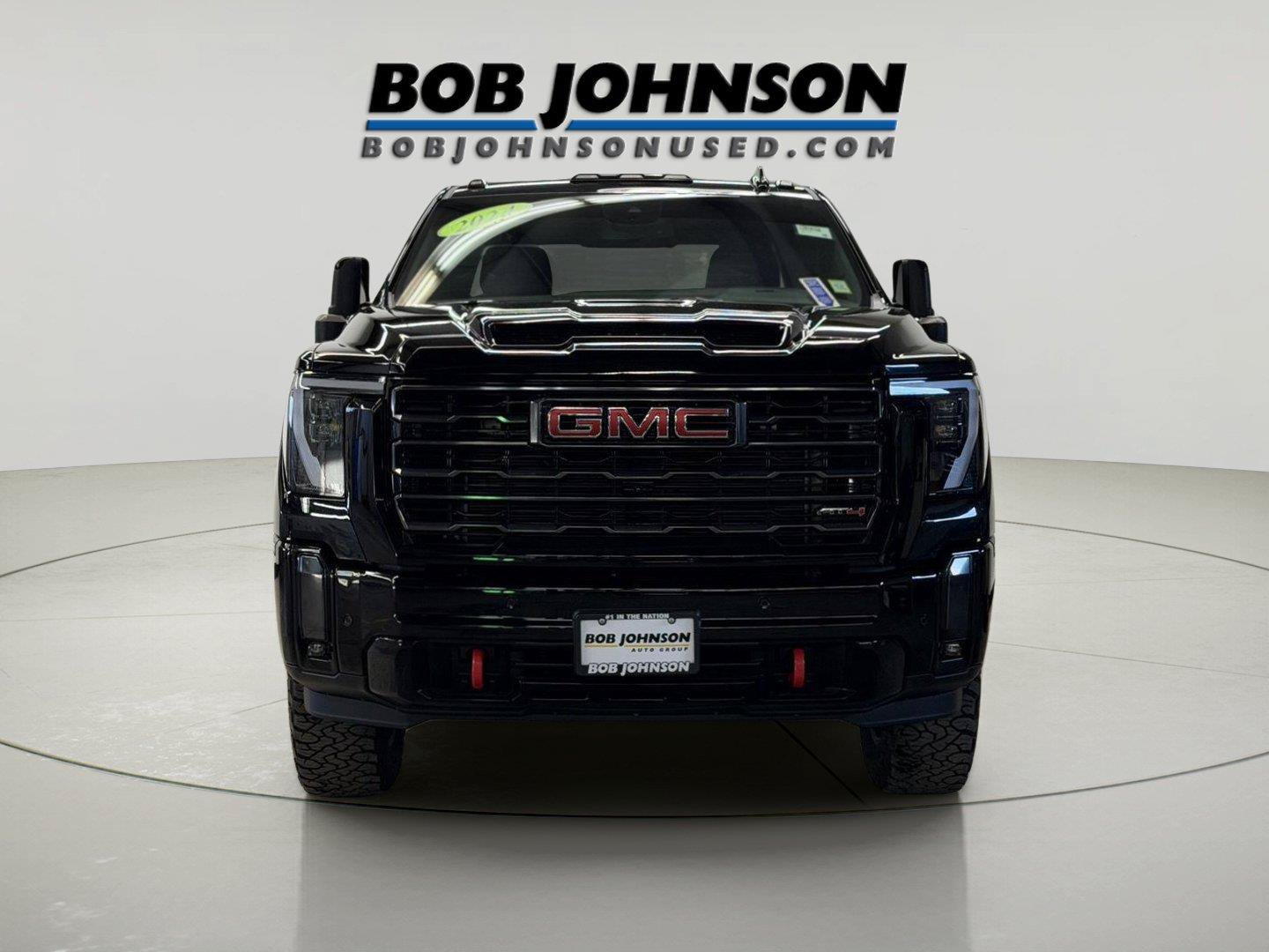 Used 2024 GMC Sierra 2500 AT4 w/ AT4 Preferred Package AWD/4WD image 4