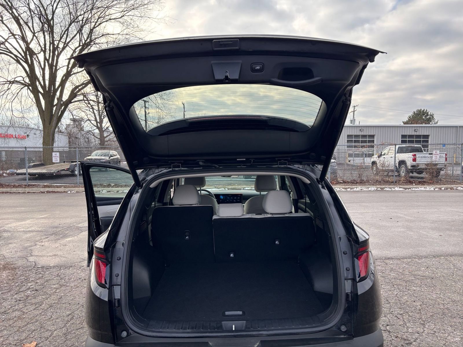 Used 2025 Hyundai Tucson Blue image 29