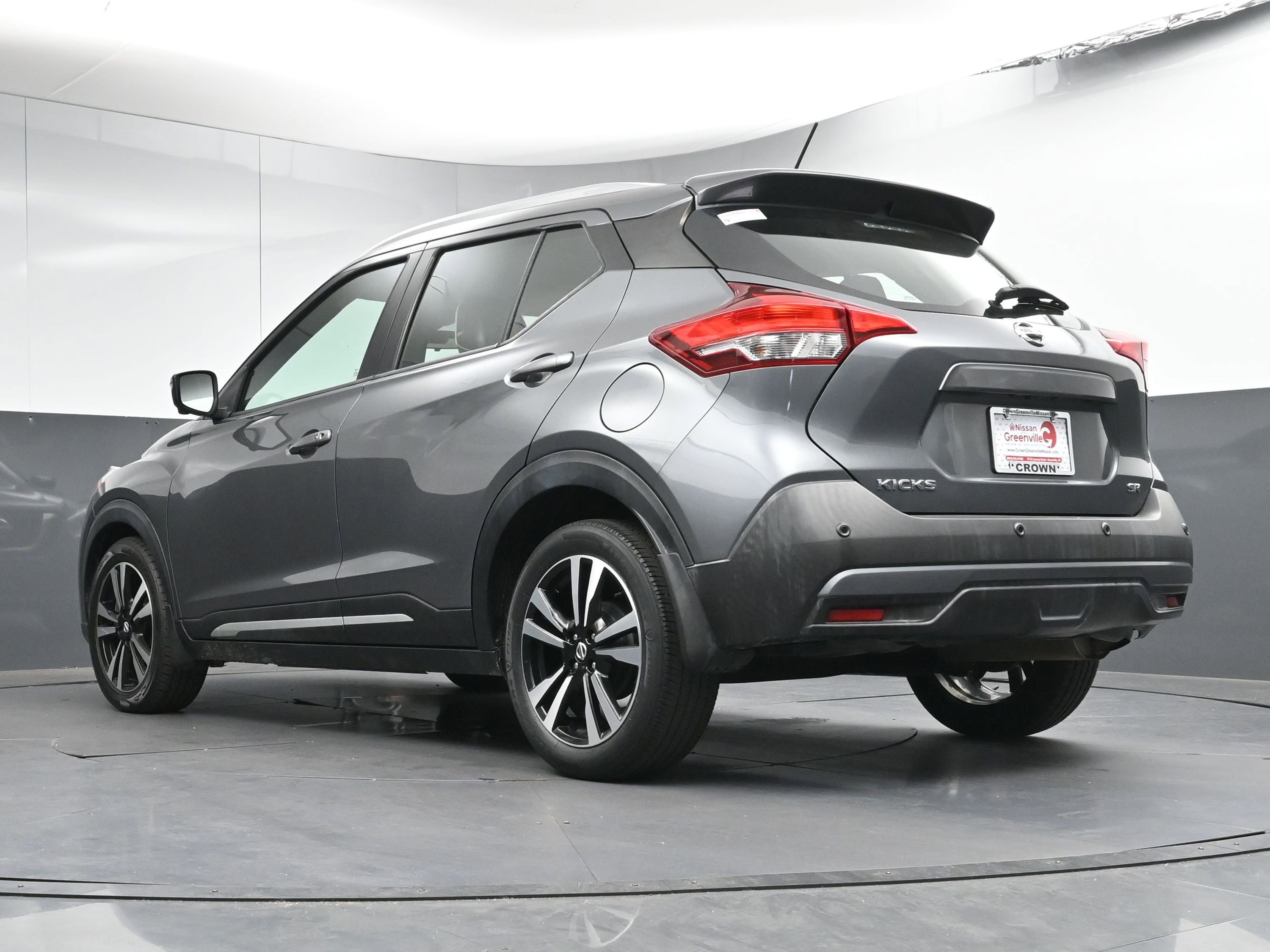 Used 2020 Nissan Kicks SR w/ SR Premium Package image 28