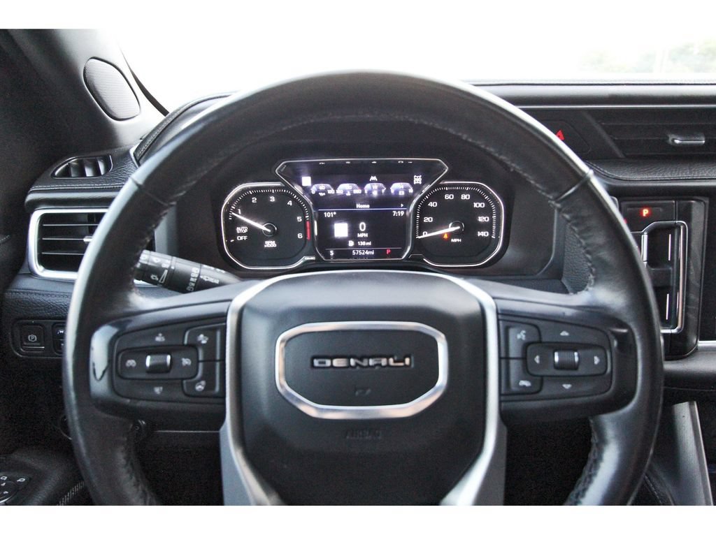 Used 2021 GMC Yukon XL Denali w/ LPO, Illumination Package AWD/4WD image 15