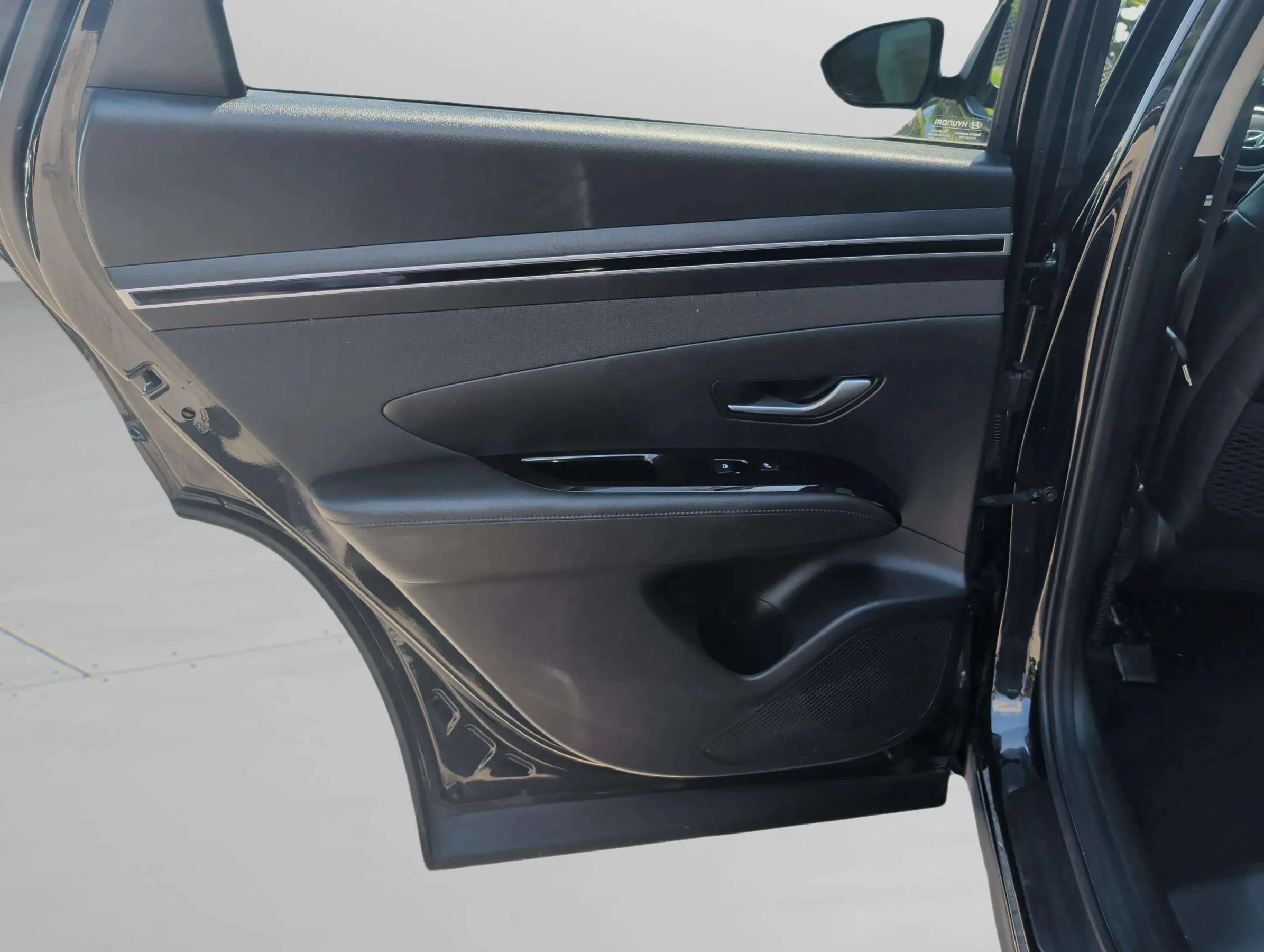 Used 2024 Hyundai Tucson Limited AWD/4WD image 32