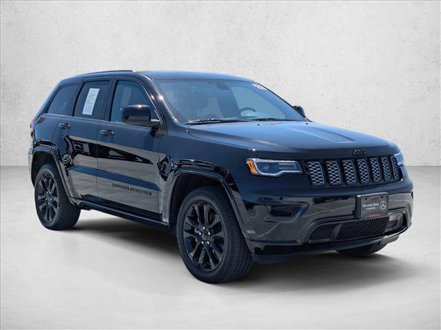 Used 2022 Jeep Grand Cherokee Laredo X RWD image 3