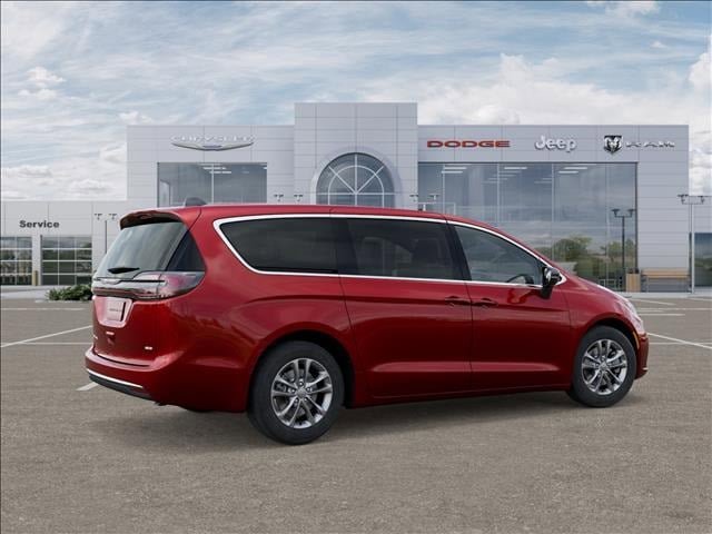 New 2026 Chrysler Pacifica Select image 4