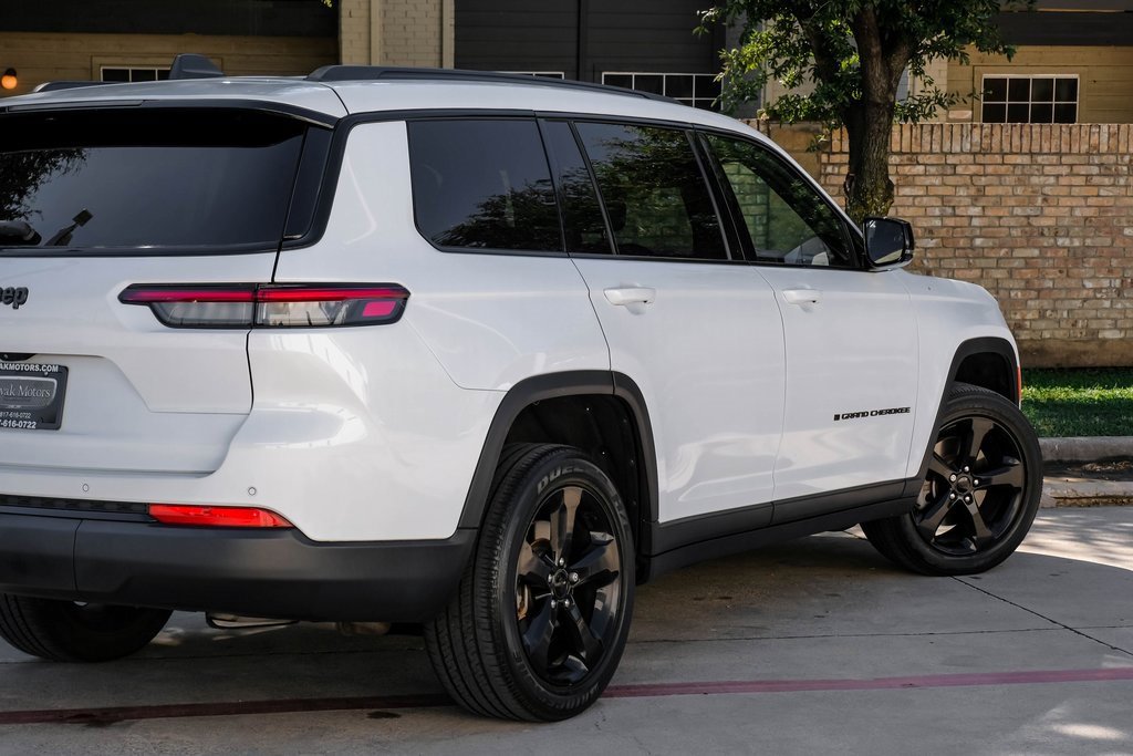 Used 2023 Jeep Grand Cherokee L Laredo image 17