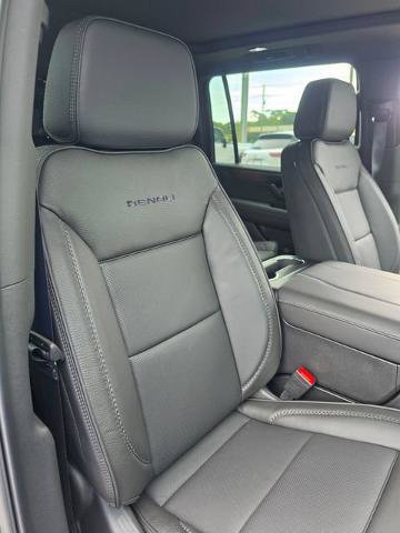 New 2026 GMC Yukon XL Denali w/ Sun & Power Step Package AWD/4WD image 26