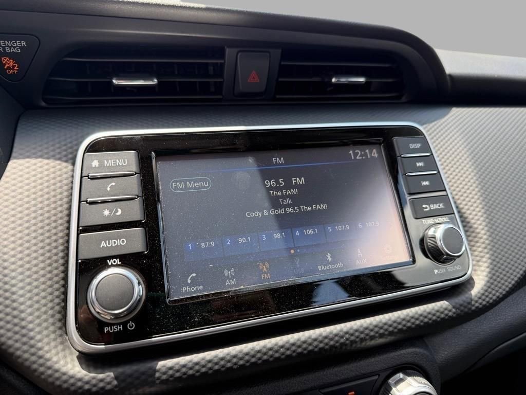 Certified 2025 Nissan Kicks Play S image 5