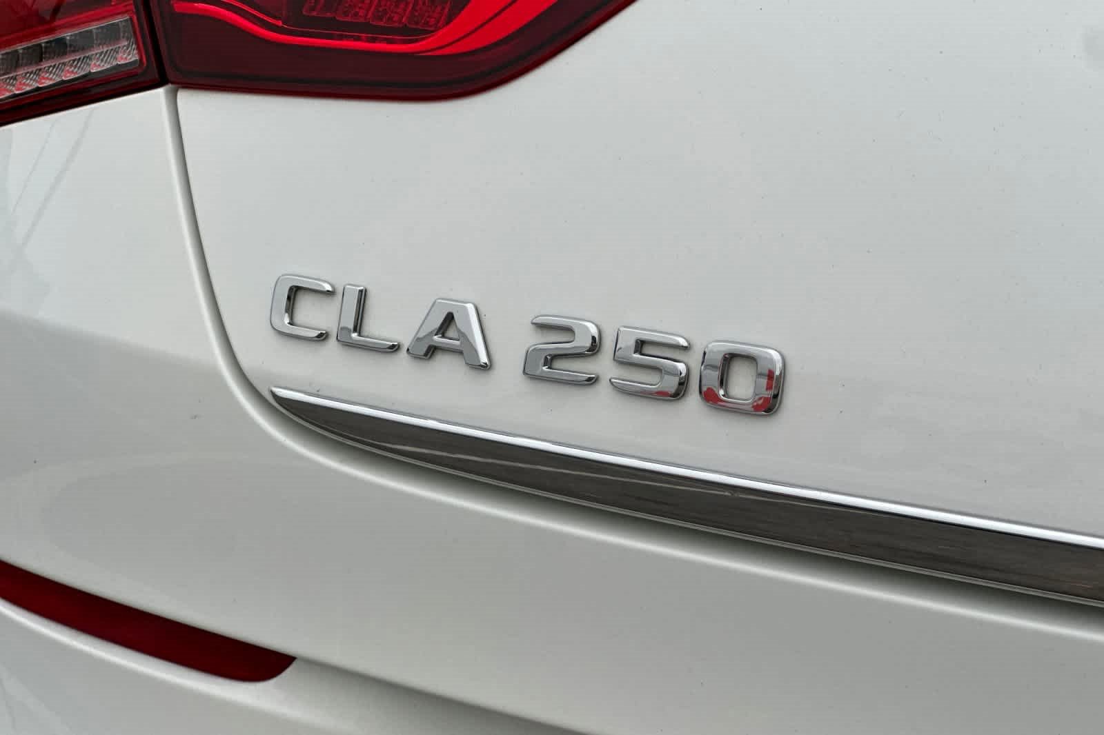 Used 2021 Mercedes-Benz CLA 250 image 26