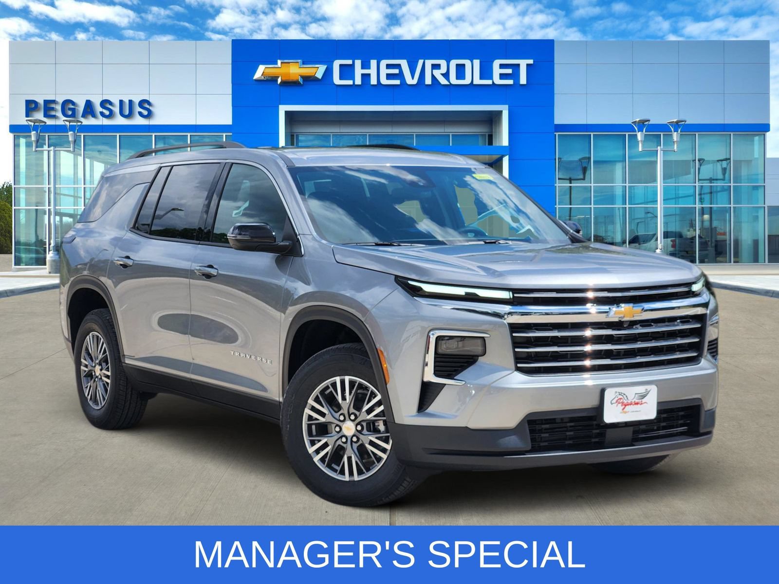 New 2026 Chevrolet Traverse LT