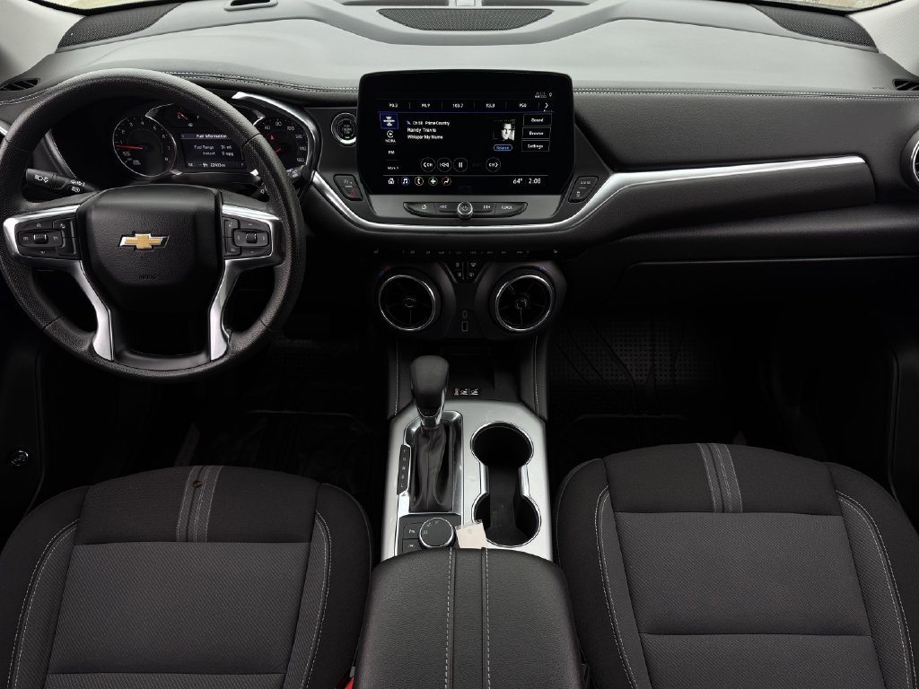 Used 2024 Chevrolet Blazer LT w/ Convenience Package FWD image 10