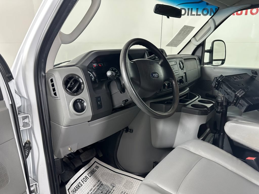 Used 2014 Ford E-150 and Econoline 150 RWD image 15