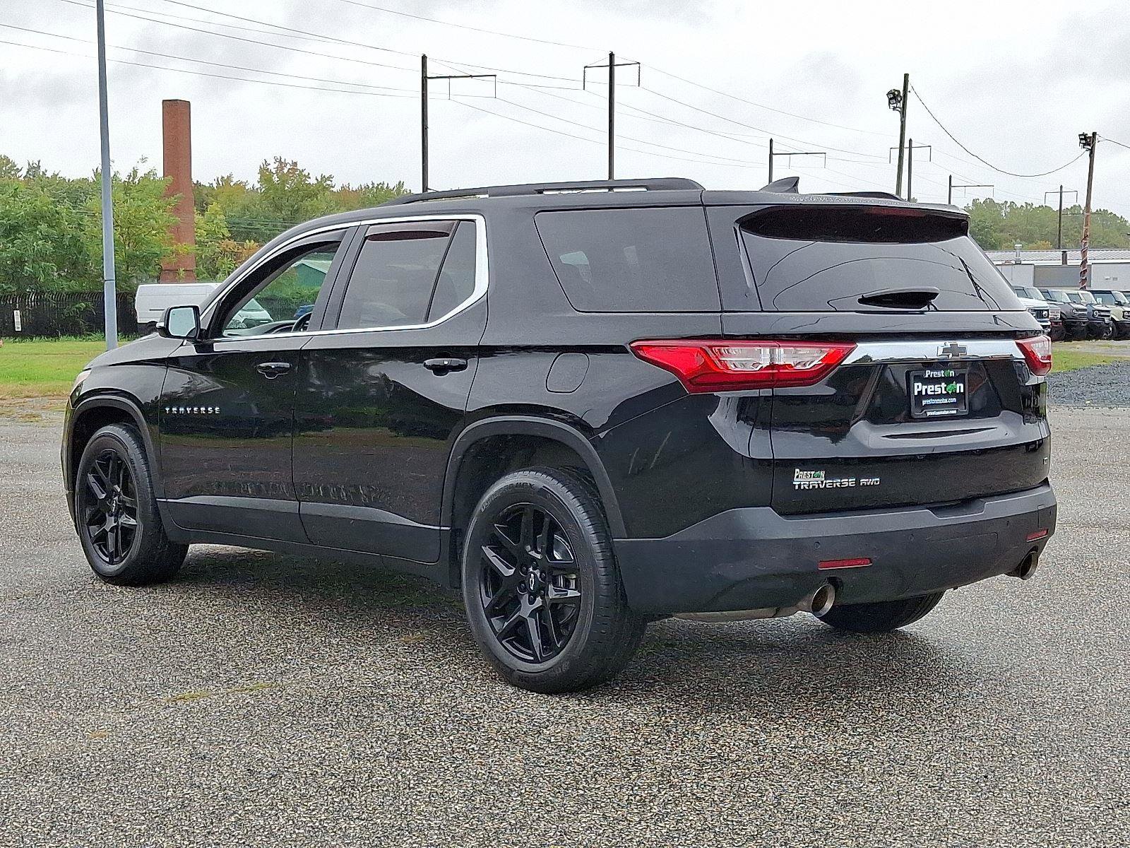 Used 2020 Chevrolet Traverse LT image 6