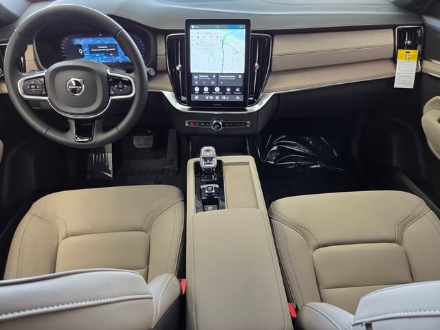 New 2026 Volvo XC90 B6 Plus w/ Protection Package Premier AWD/4WD image 16