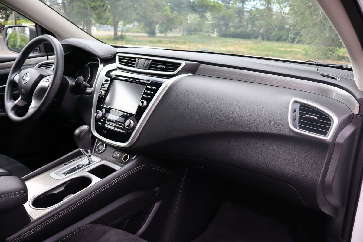 Used 2018 Nissan Murano S image 17