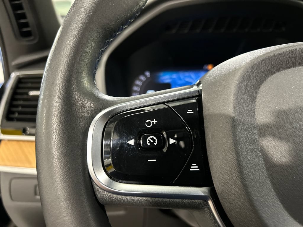 Certified 2023 Volvo XC90 T8 Plus w/ Protection Package AWD/4WD image 13