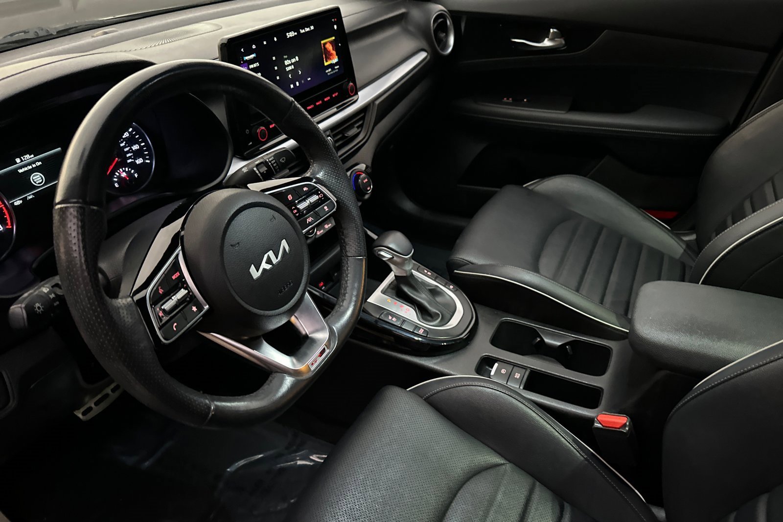 Certified 2023 Kia Forte GT-Line w/ GT-Line Premium Package image 7