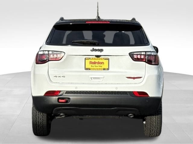 New 2026 Jeep Compass Trailhawk image 7