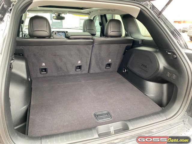 Used 2020 Jeep Cherokee Limited image 9