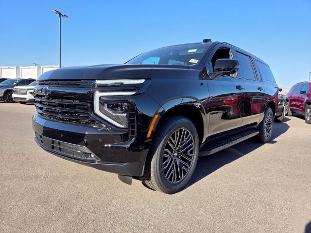 New 2026 Chevrolet Suburban RST w/ RST Capability Package AWD/4WD image 2