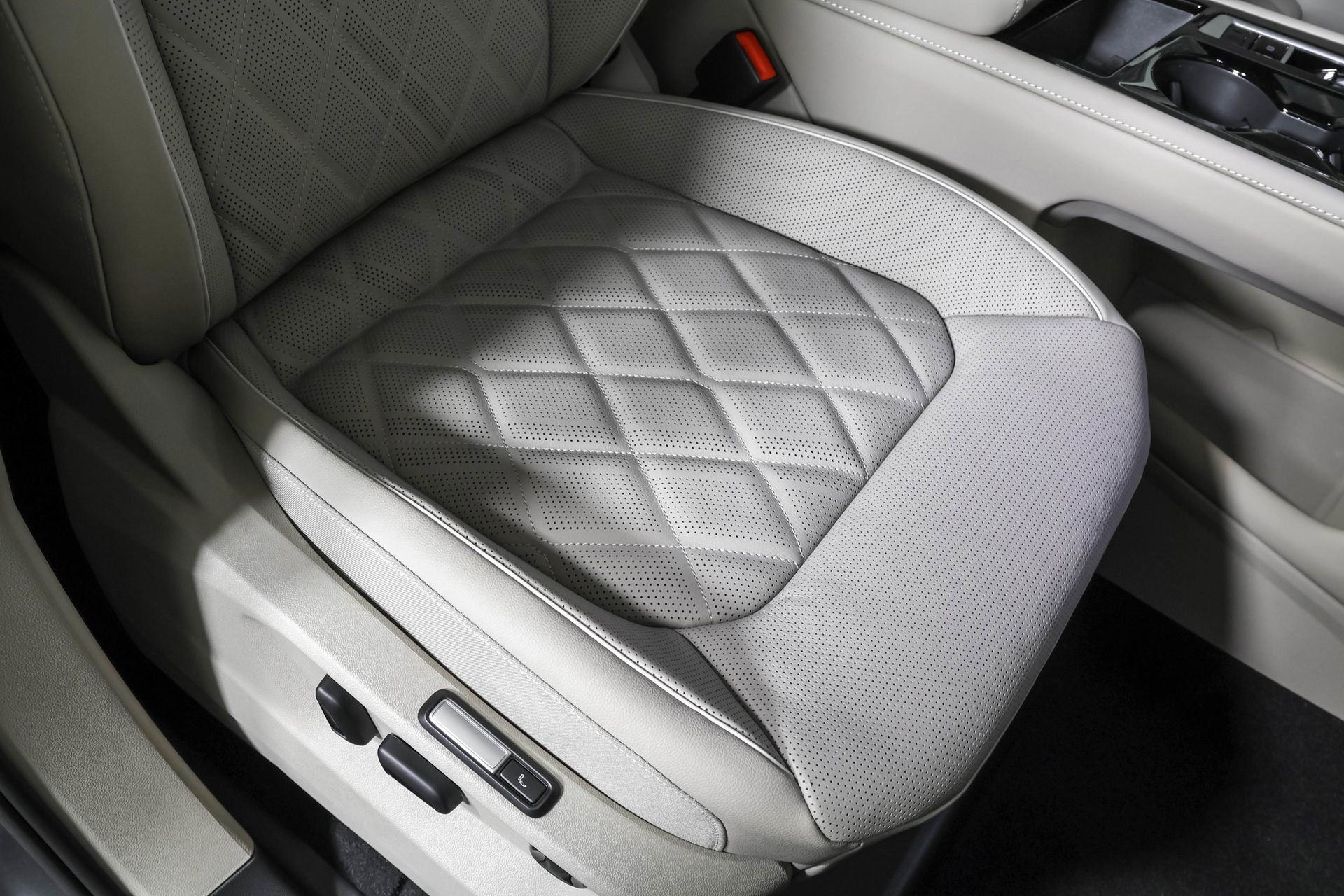 New 2026 Volkswagen Atlas SEL Premium R-Line image 47