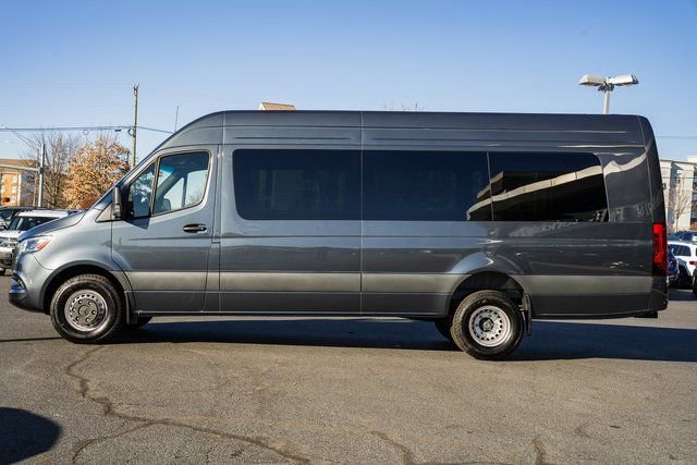 Used 2024 Mercedes-Benz Sprinter 3500 image 4