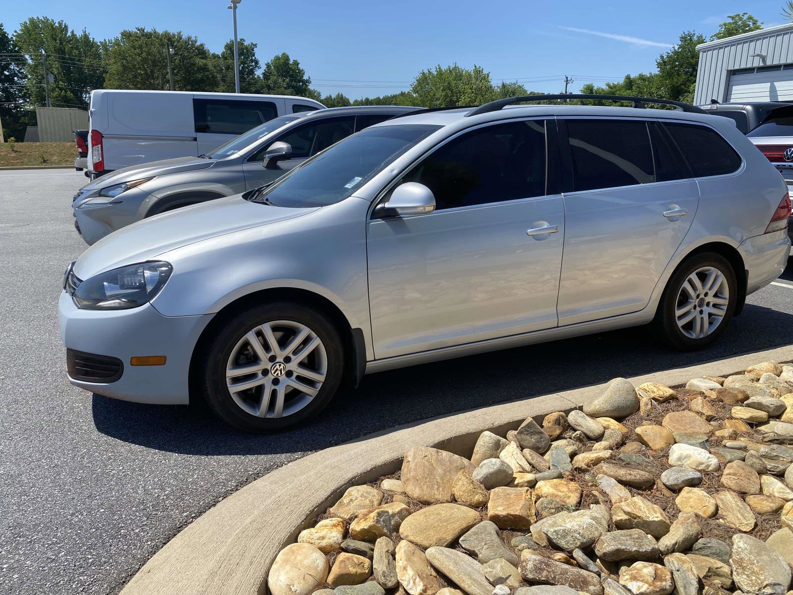 Used 2011 Volkswagen Jetta TDI FWD image 4
