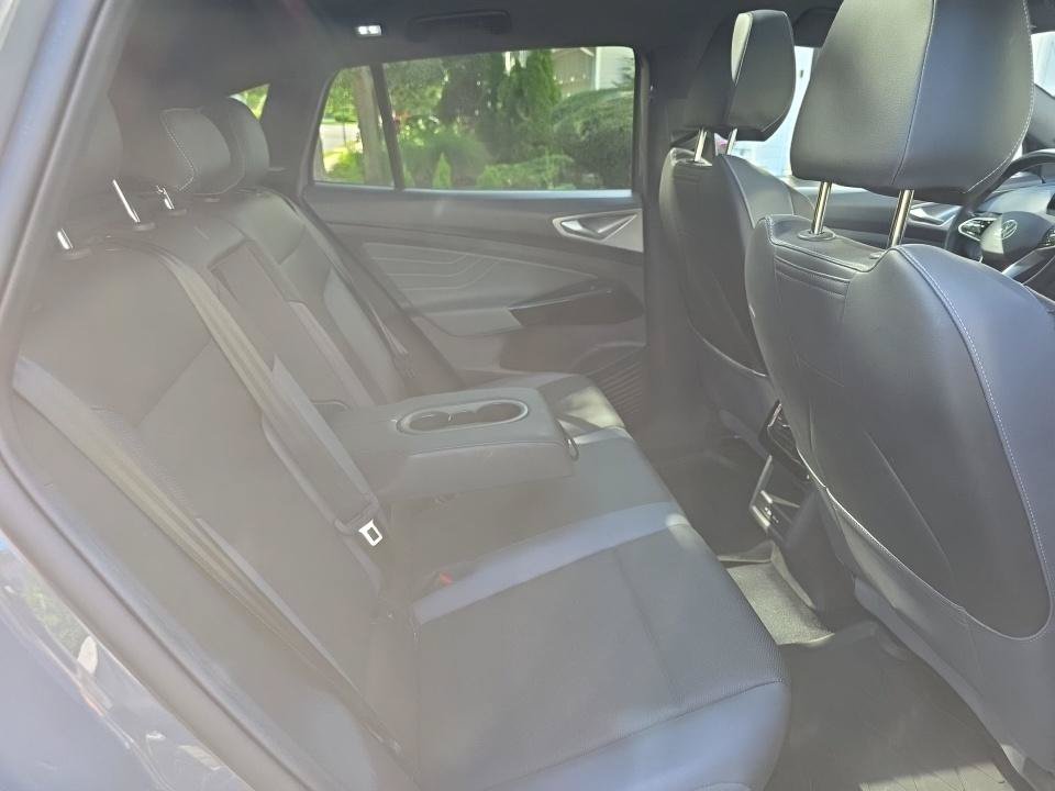Used 2023 Volkswagen ID.4 Pro S RWD image 6