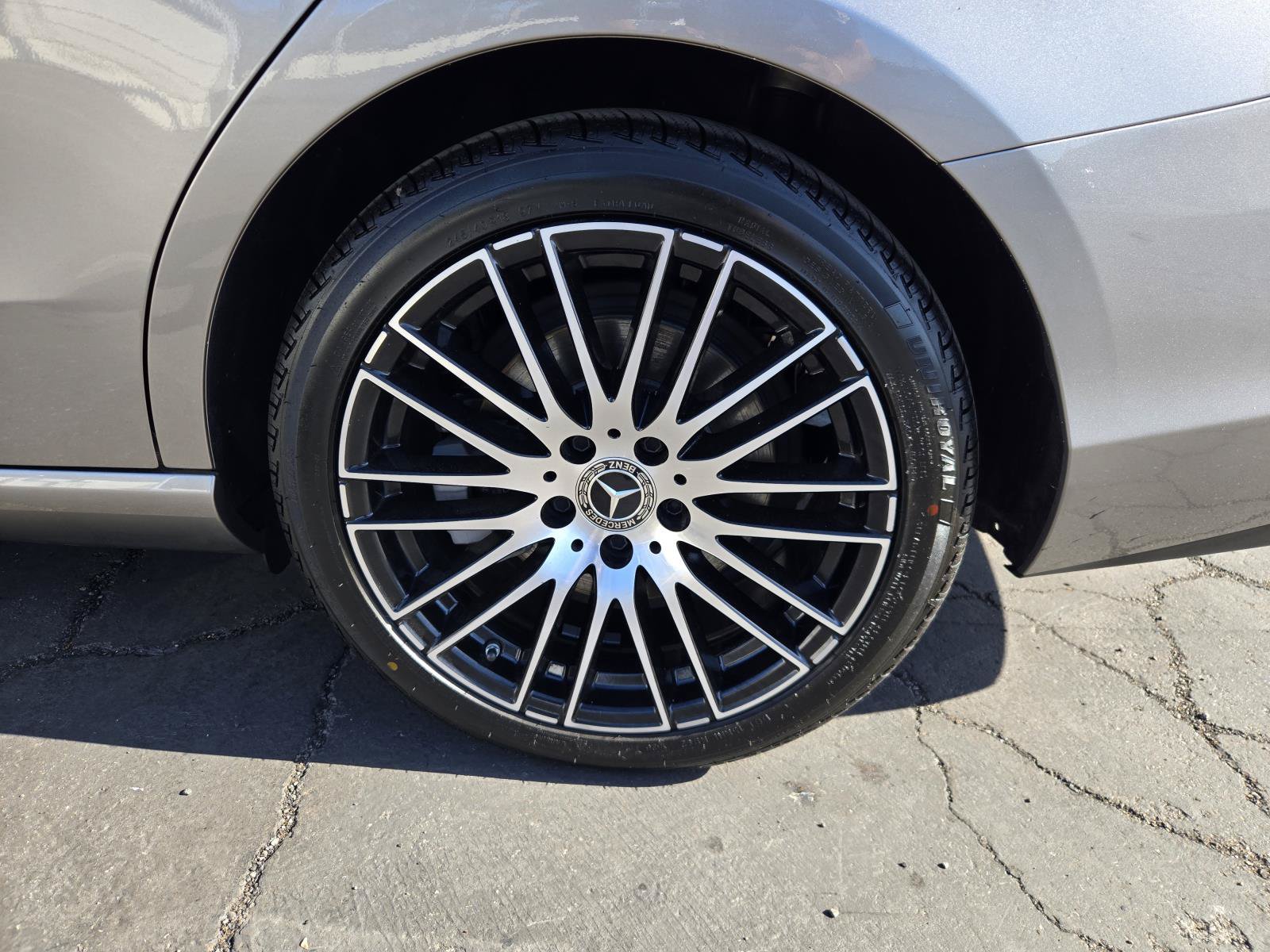 Used 2024 Mercedes-Benz C 300 Sedan w/ Winter Package image 33