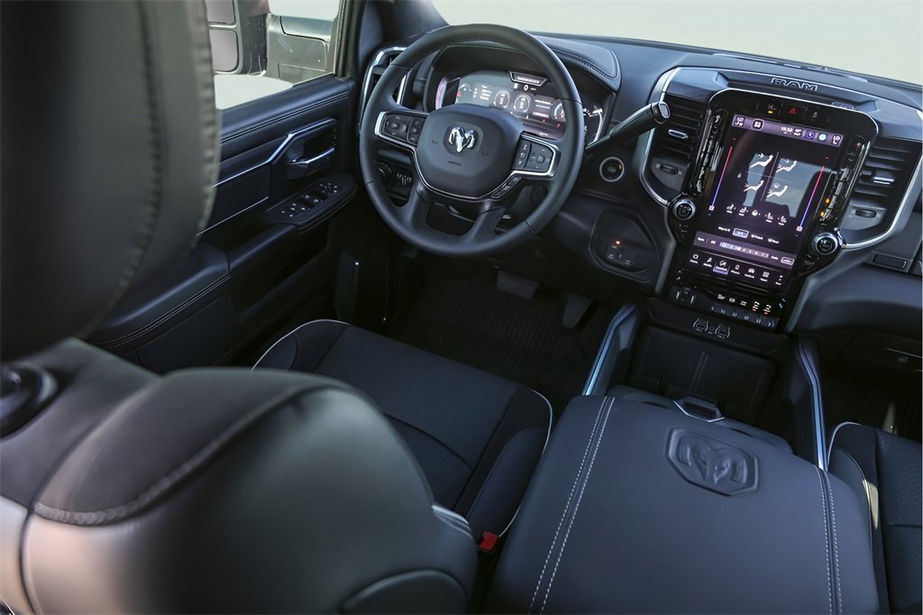 Used 2025 RAM 3500 Laramie w/ Sport Appearance Package image 30