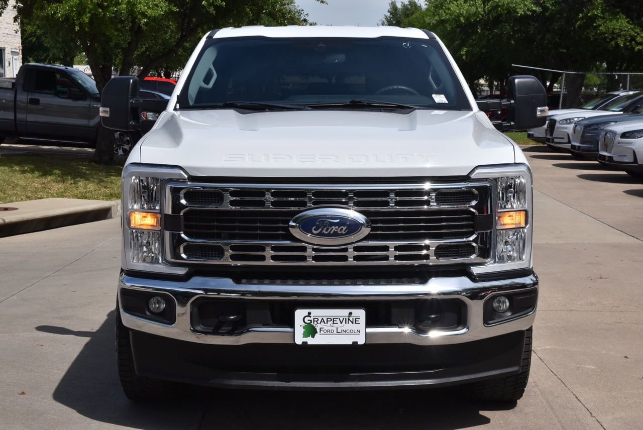 Used 2023 Ford F250 XLT w/ FX4 Off-Road Package image 3