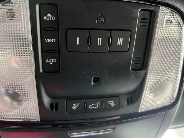 Used 2022 Dodge Durango R/T w/ Blacktop Package image 22