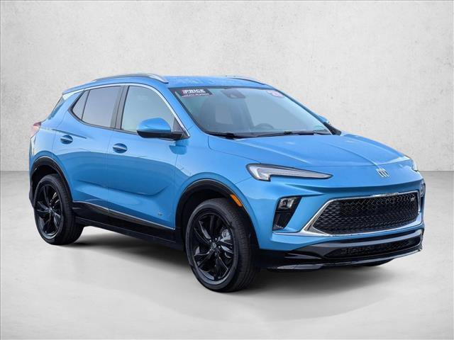 Used 2025 Buick Encore GX Sport Touring image 3