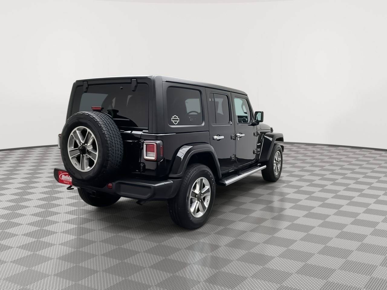 Used 2022 Jeep Wrangler Unlimited Sahara w/ Cold Weather Group AWD/4WD image 38
