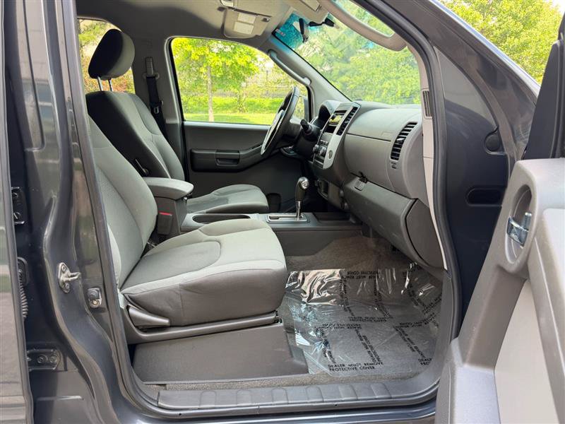 Used 2010 Nissan Xterra S AWD/4WD image 32