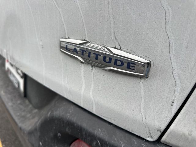 Used 2014 Jeep Cherokee Latitude w/ Cold Weather Group image 13