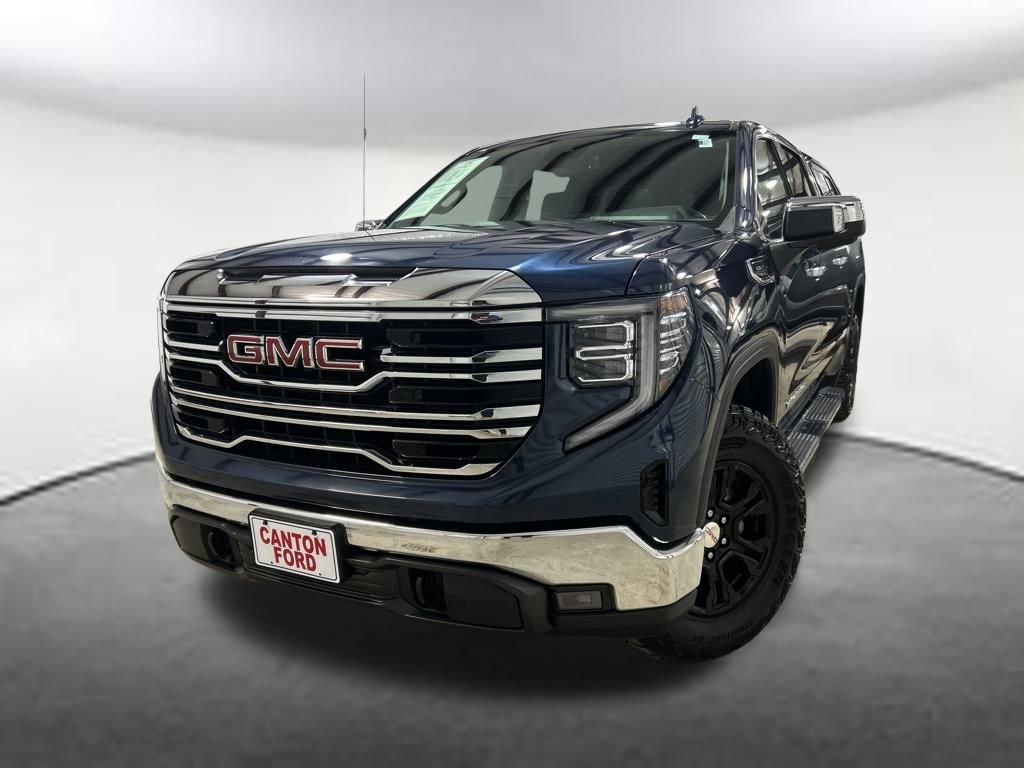 Used 2022 GMC Sierra 1500 SLT w/ SLT Convenience Package