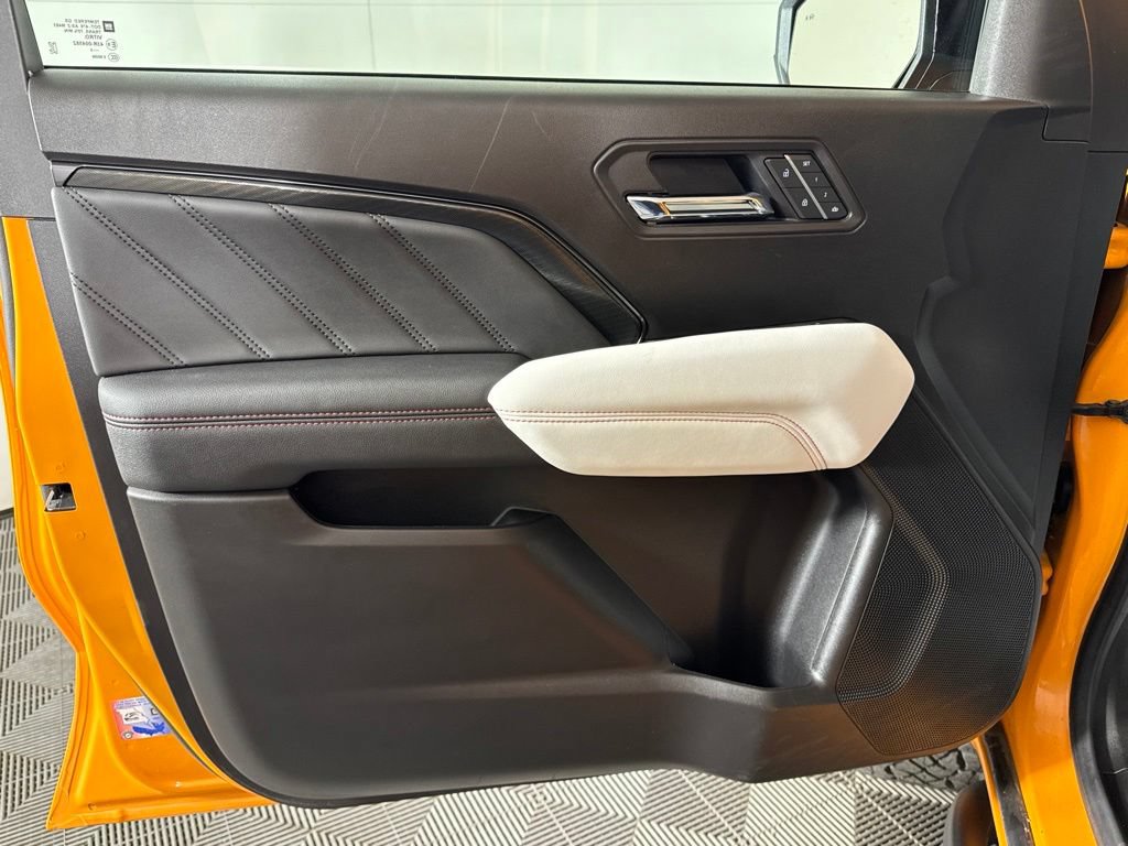 Certified 2025 GMC Canyon AT4 w/ AT4X Package AWD/4WD image 29