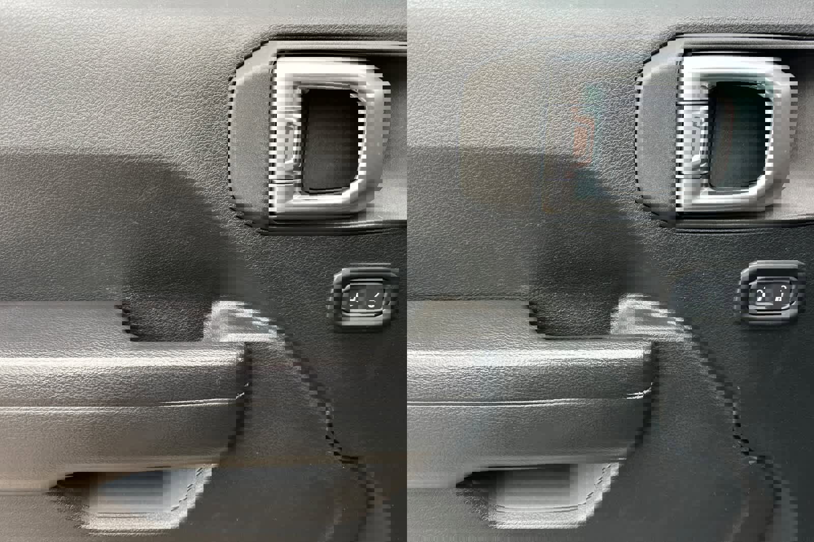 Used 2020 Jeep Gladiator Sport w/ Quick Order Package 24S image 12