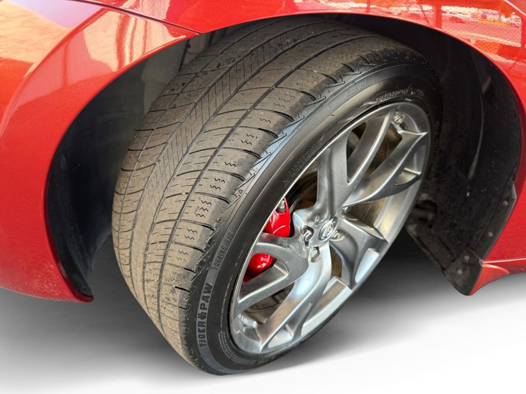 Used 2014 Nissan 370Z Touring w/ Sport Package RWD image 9