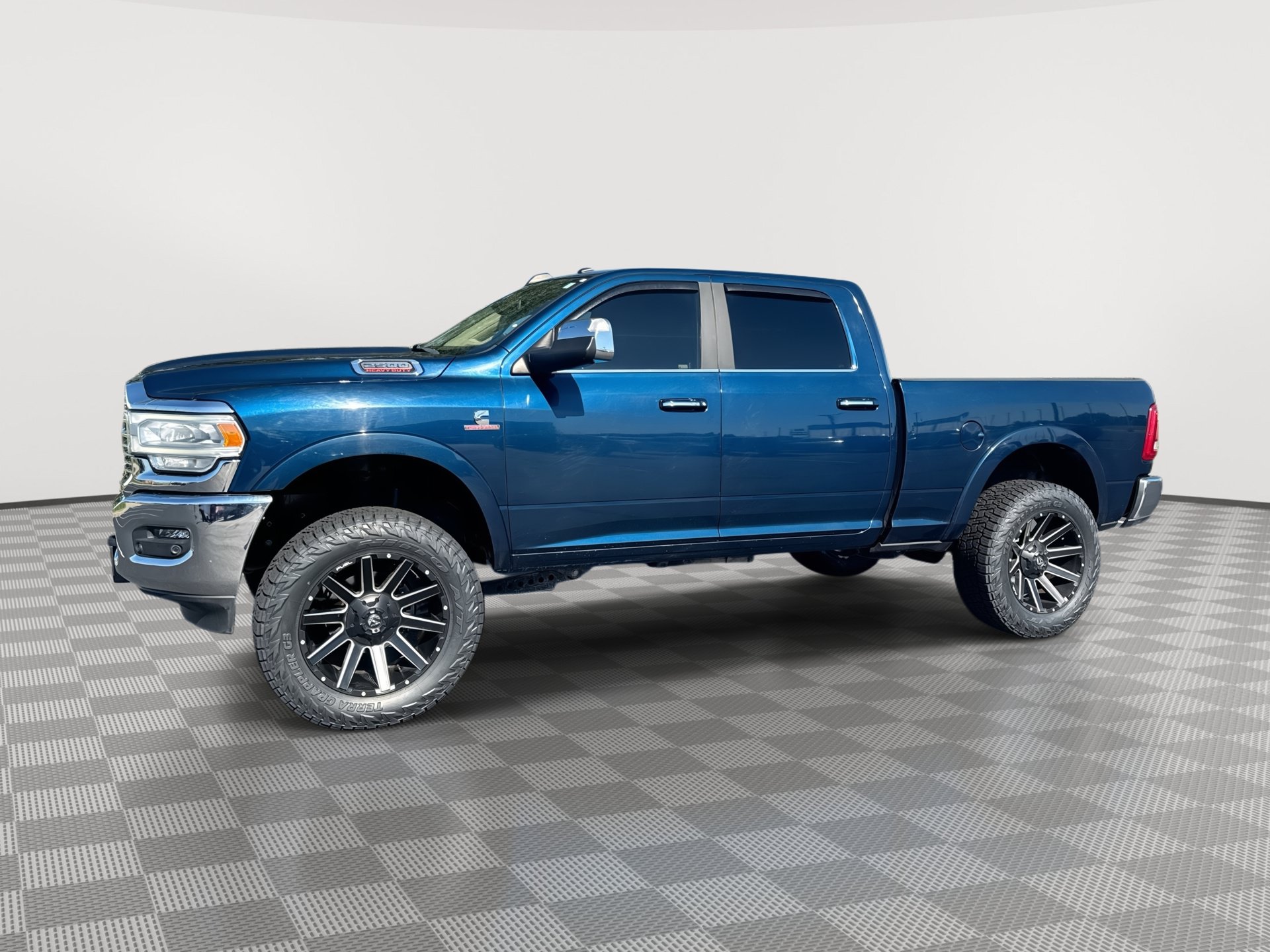 Used 2021 RAM 2500 Laramie AWD/4WD image 1
