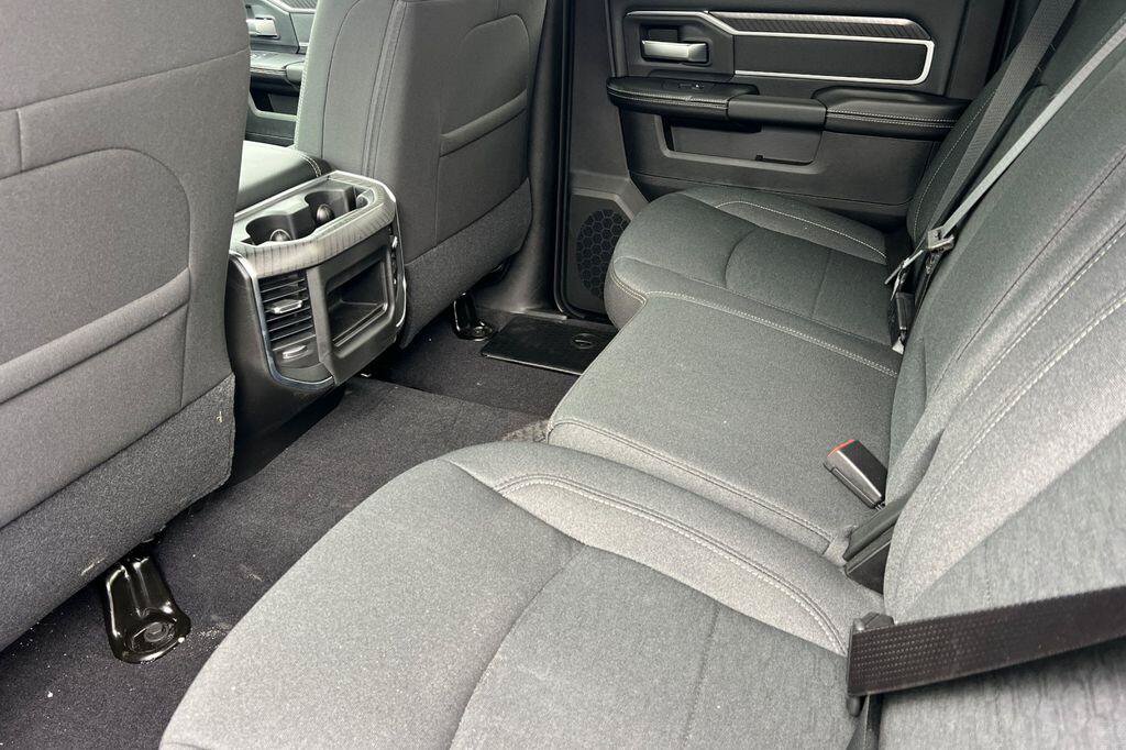 New 2026 RAM 2500 Big Horn AWD/4WD image 12