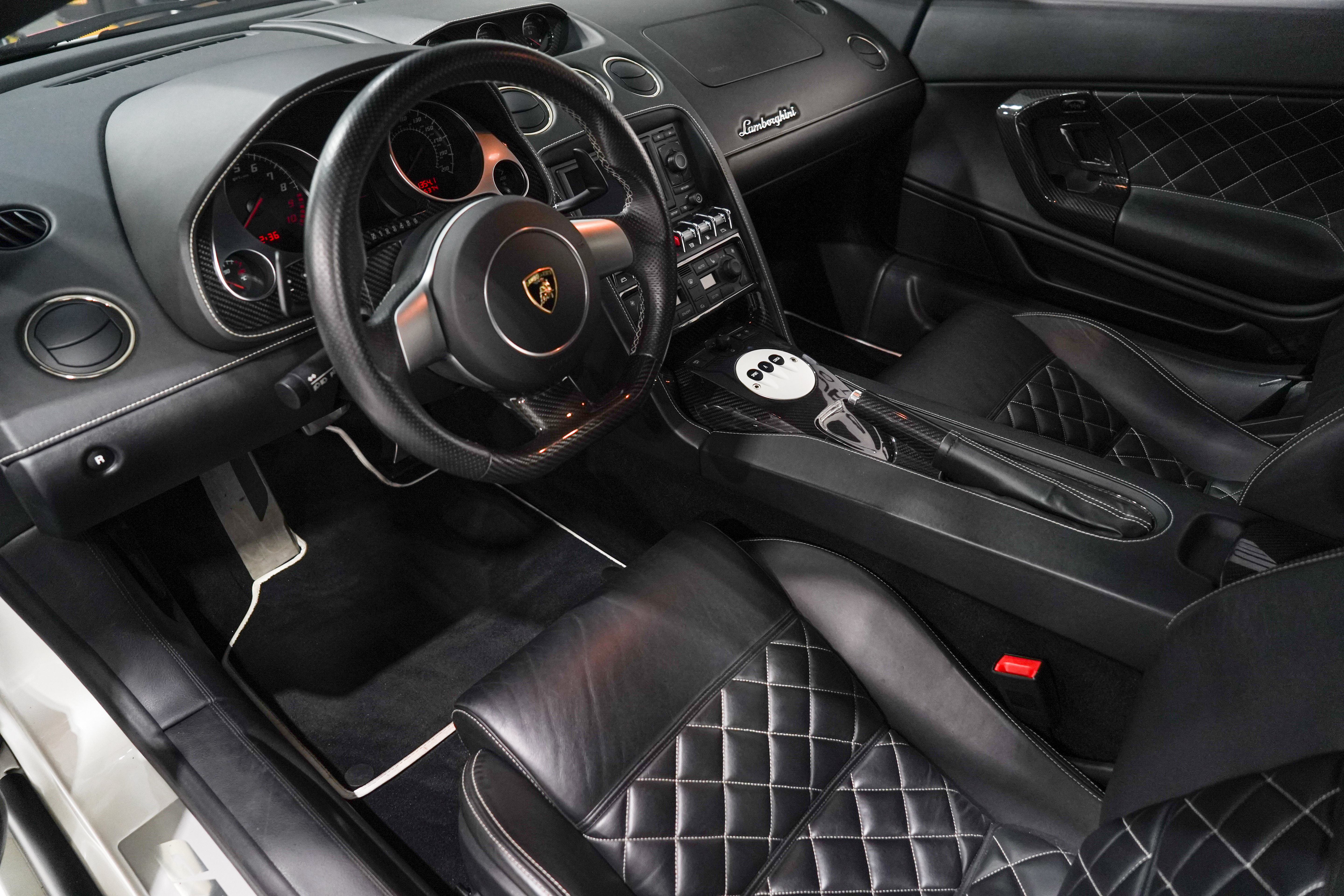 Used 2009 Lamborghini Gallardo LP 560-4 AWD/4WD image 2